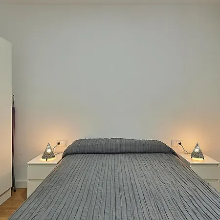 Piso Nuevo En Pleno Centro De Cadiz, Calle Plocia Cádiz