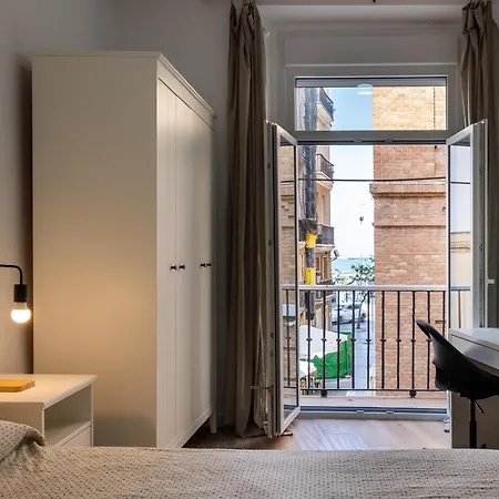 Апартаменти Piso Nuevo En Pleno Centro De Cadiz, Calle Plocia *