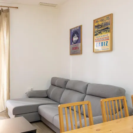 Piso Nuevo En Pleno Centro De Cadiz, Calle Plocia