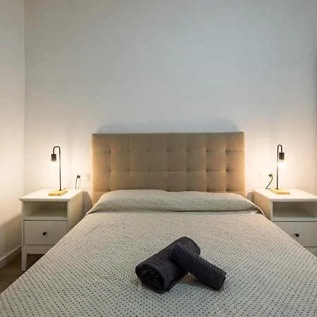 Piso Nuevo En Pleno Centro De Cadiz, Calle Plocia *