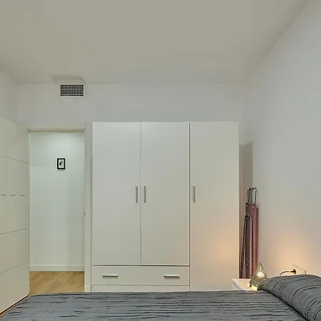 Piso Nuevo En Pleno Centro De Cadiz, Calle Plocia Lejlighed *