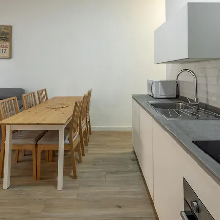 Piso Nuevo En Pleno Centro De Cadiz, Calle Plocia Appartement *