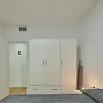 Piso Nuevo En Pleno Centro De Cadiz, Calle Plocia Appartement *
