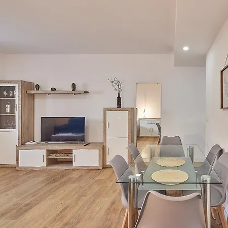Piso Nuevo En Pleno Centro De Cadiz, Calle Plocia Apartamento *